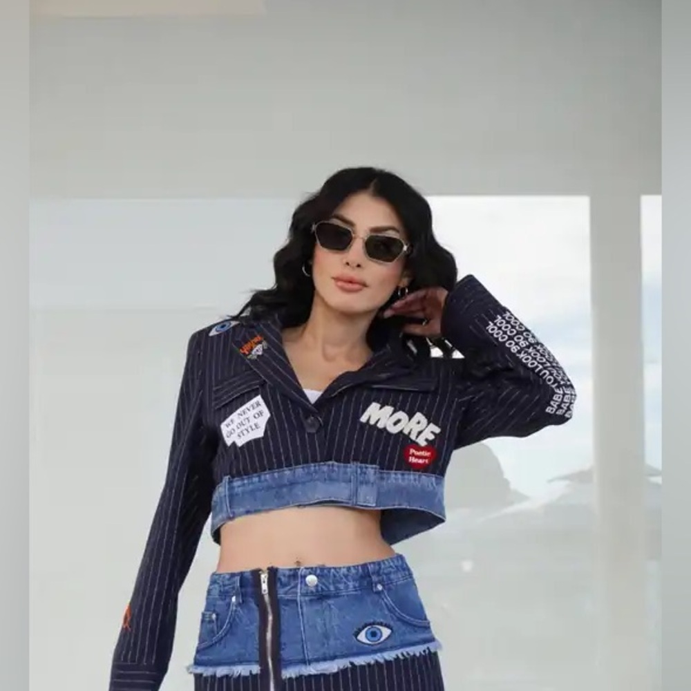 MAXMILA PARIS  Premium Crop Blazer with Embroidered Denim Trim size M NWT